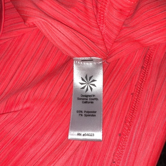 Athleta NWOT workout tee Top, size XXS - Picture 7 of 7